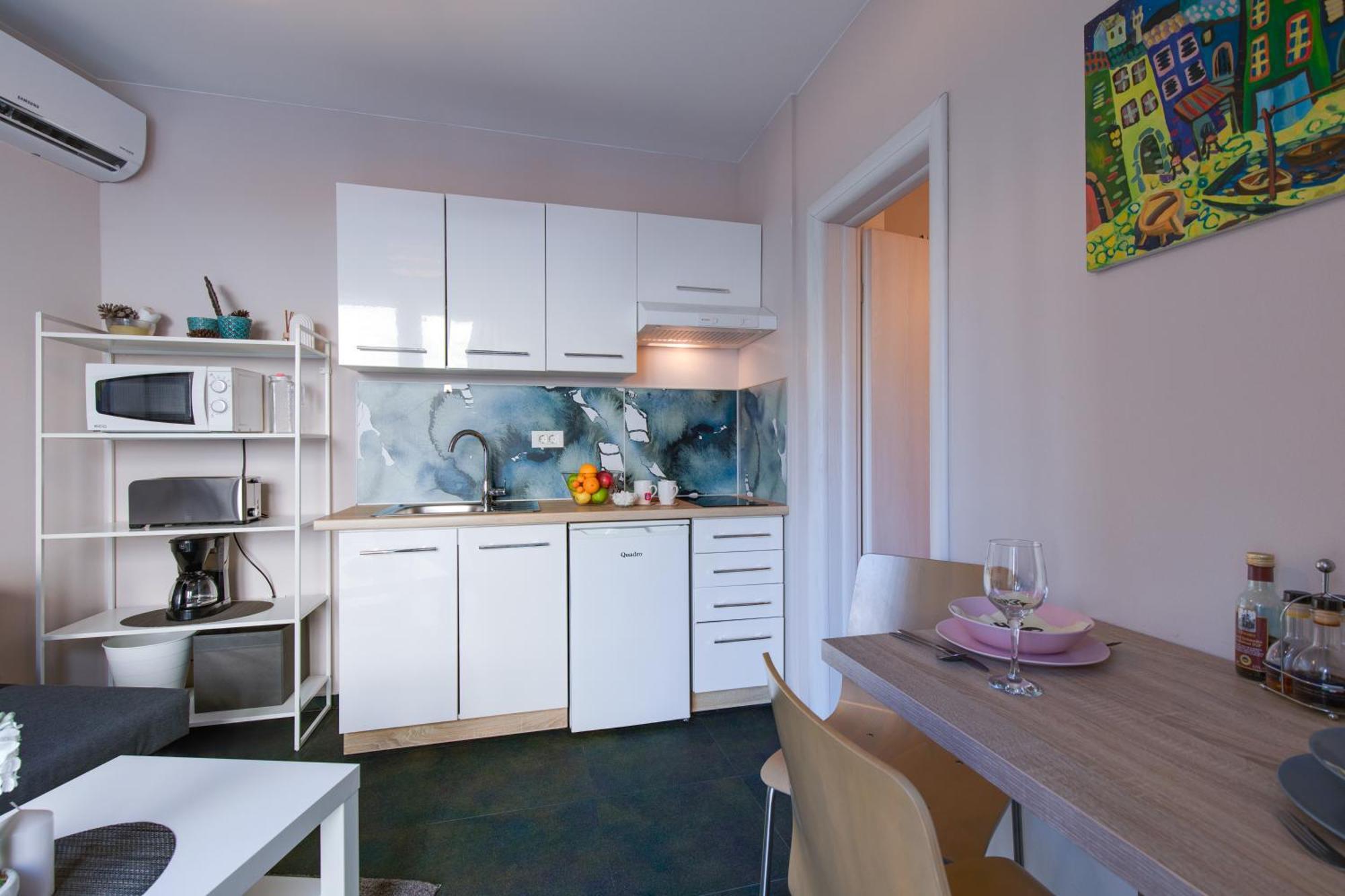 Apartment Lauro Opatija, Ground Floor, Parking, Near Sea ภายนอก รูปภาพ